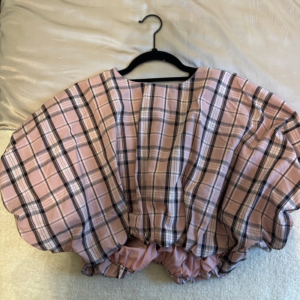 English Factory pink puff sleeve top